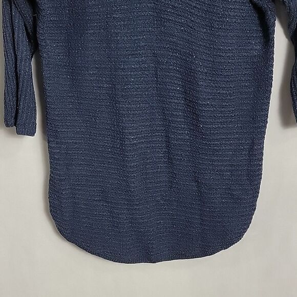 🖤 5/$20 🖤 NEW YORK & COMPANY.. blue sweater.. - Picture 2 of 12